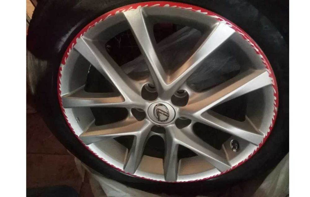 Lexus is 250 AWD 2011г.в.