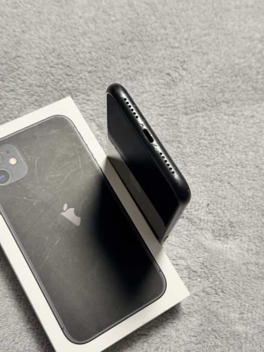 Продам iphone 11 64gb