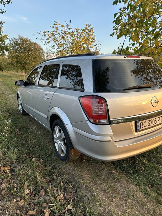 Продам опель астра h 1,9
