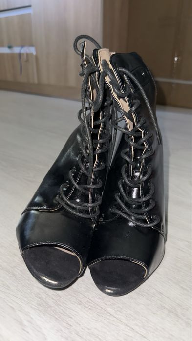 Продам Heels для танцев