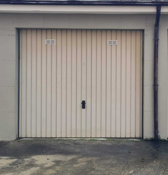 Garagem box fechada em Ermesinde