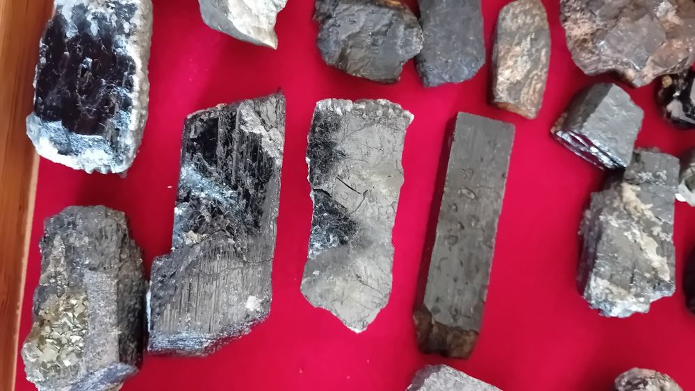 Minerais diversos para coleção