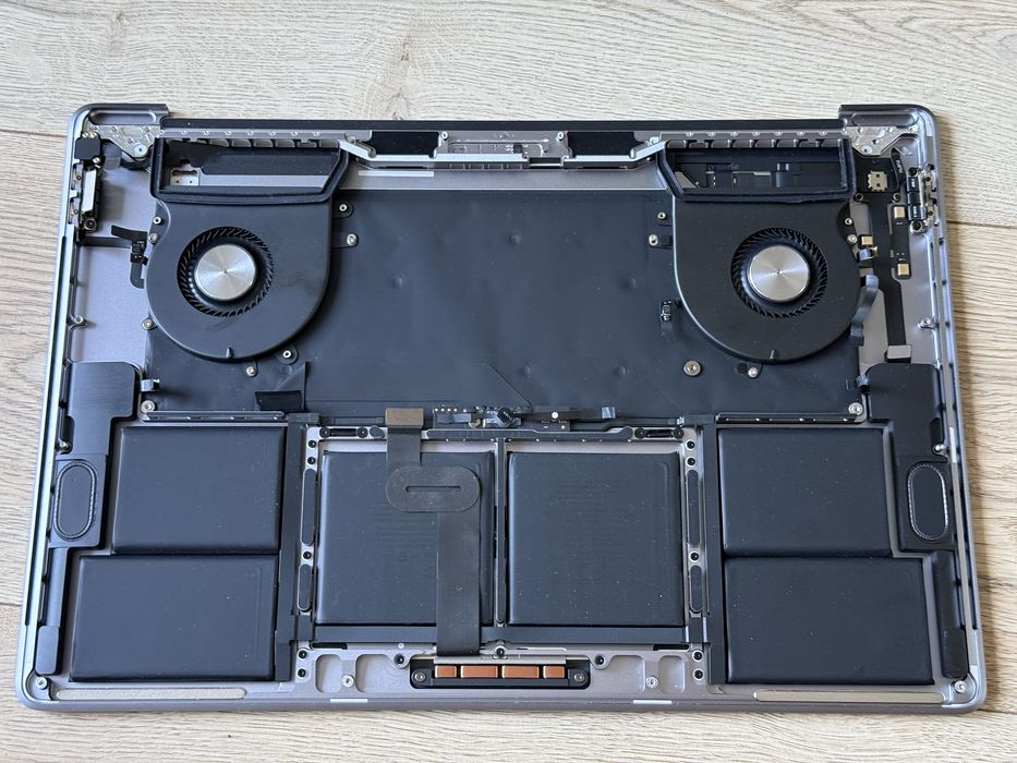 Obudowa, topcase macbook pro 16 2019 a2141