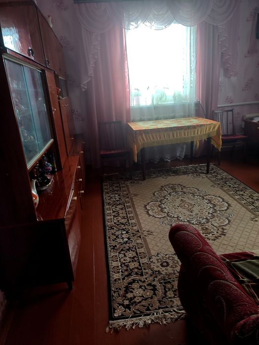 Продам частину будинку з окремим входом
