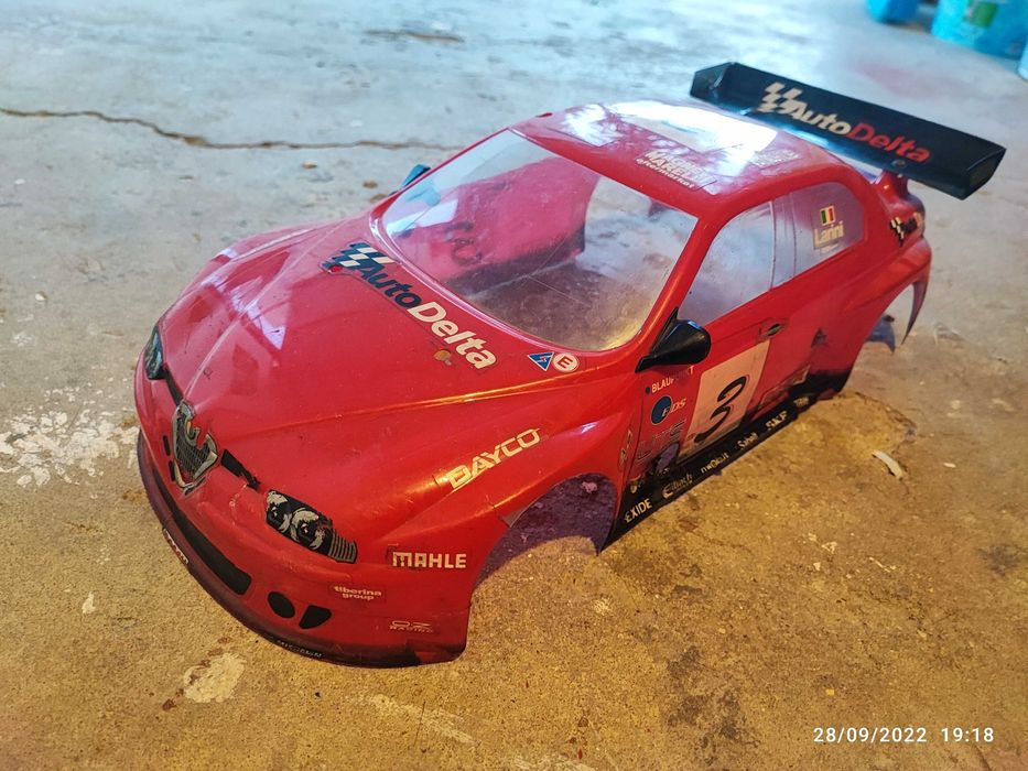 Carro telecomandado a gasolina