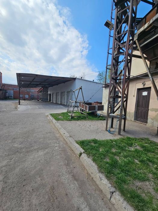 Продаж нежитлового приміщення в місті