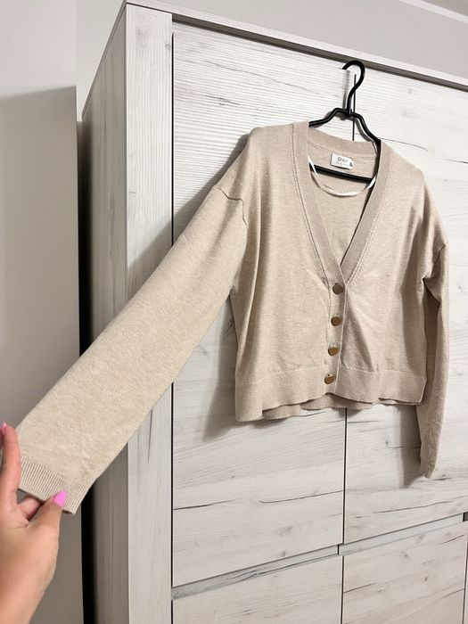 Beżowy sweterek kardigan XS Only sweter