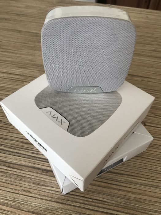 Ajax HomeSiren Беспроводная домашняя сирена