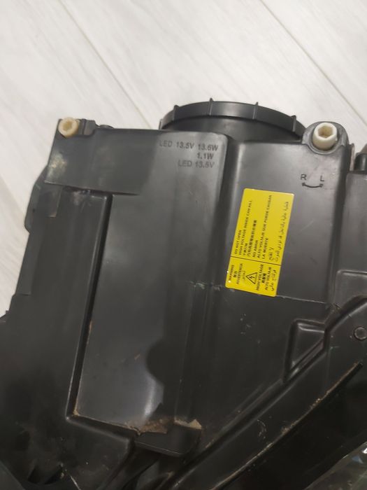 Фара на Ауді А3 8 v 2014