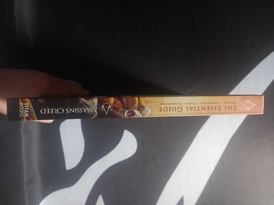 Livro - Assassins Creed Essential Guide (NOVO)