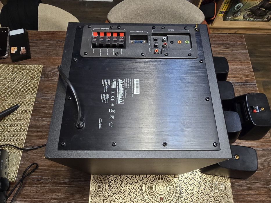 Акустическая система 5.1  Logitech Z906