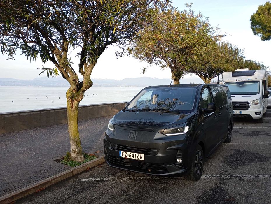 Wynajem busa 7 osobowy Automat 180KM Wersja Long BUSINESS VIP