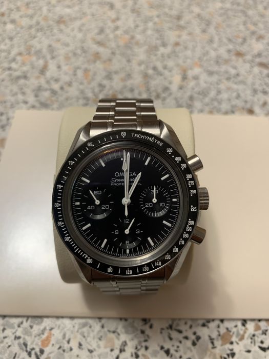Часы Omega Speedmaster 42мм