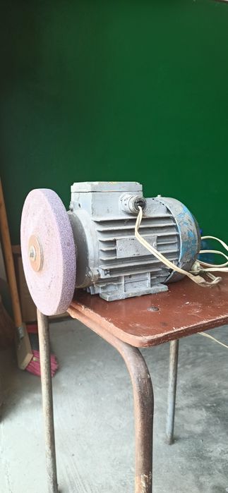 Точило, наждак электрическое.