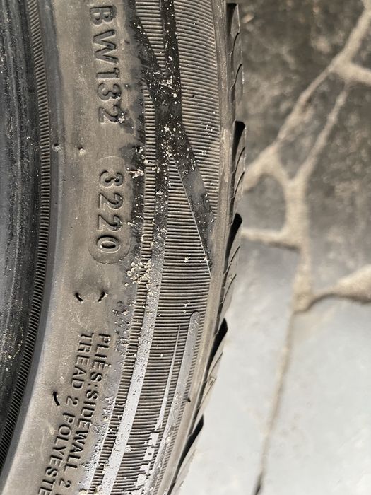 Резина Зима б/у 275/40R20