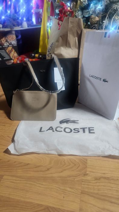 Lacoste a 60% bolsas prontas a oferecer