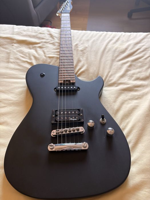 Guitarra Elétrica CORT/MANSON MBC-1