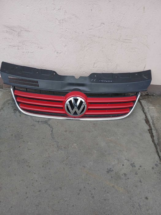 Grill VW Transporter T5 Caravelle  7H5 atrapa