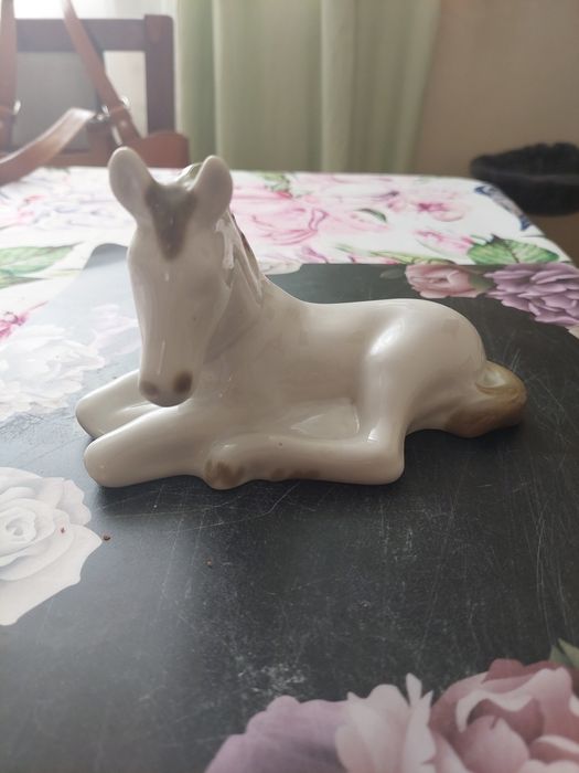 Porcelanowy źrebak PRL
