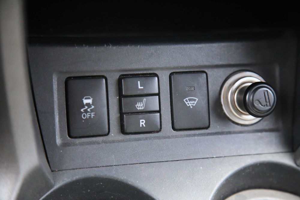 Продам Toyota Rav 4