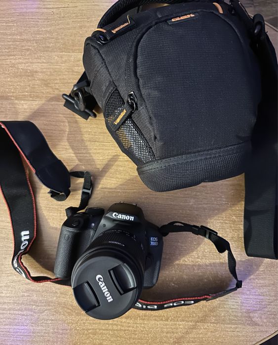 Фотоапарат Canon EOS 700D 18-55mm STM