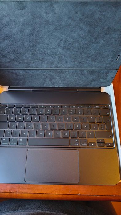 iPad Magic Keyboard Pro 13