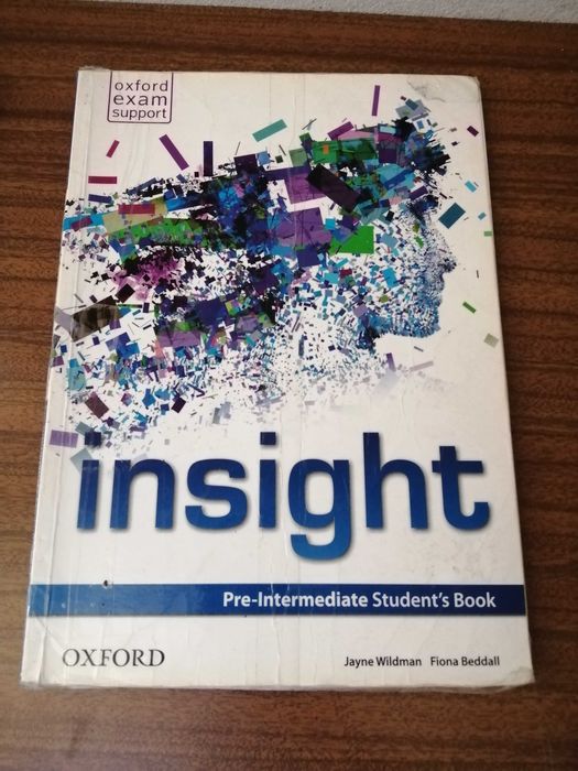 Manuais e cadernos escolares de 10.°(Geo, MACS, Fil, Esp, Ing e Port).