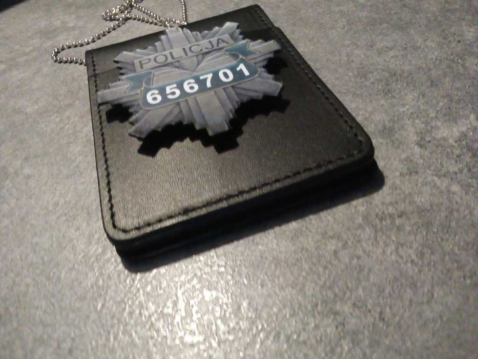 Odznaka Policyjna komplet nowe!!!