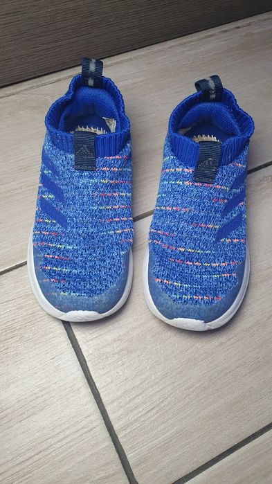 Кросівки дитячі Adidas RapidaRun для хлопчика