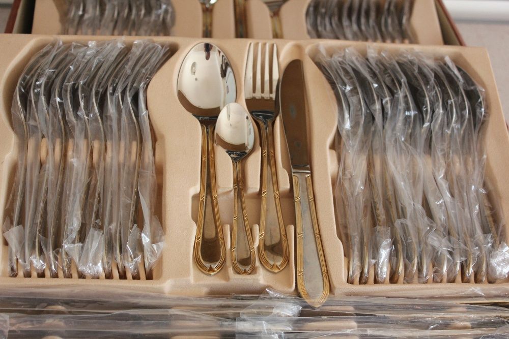 Faqueiro - Fio de Ouro 24 K - 75 Peças - 12 Pessoas