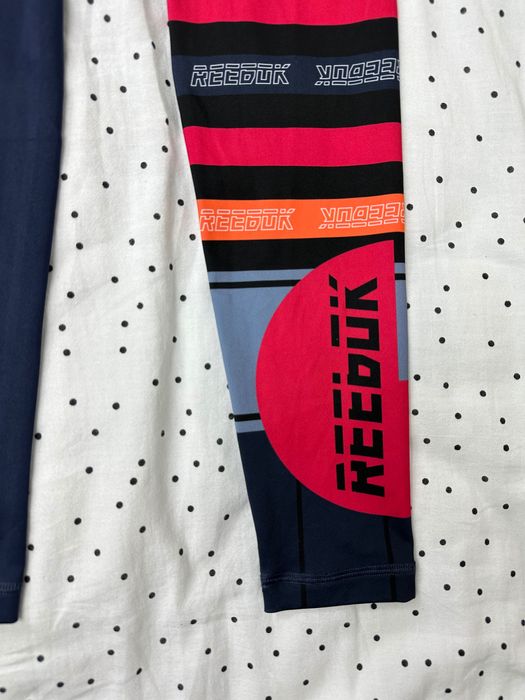Legginsy sportowe reebok (Wor Meet you there Engineered Tight)