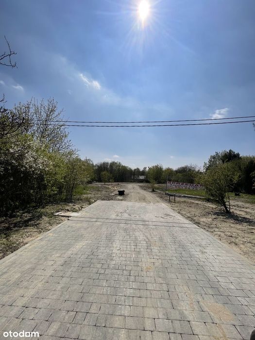 Działki budowlane na sprzedaż blisko centrum handlowego M1