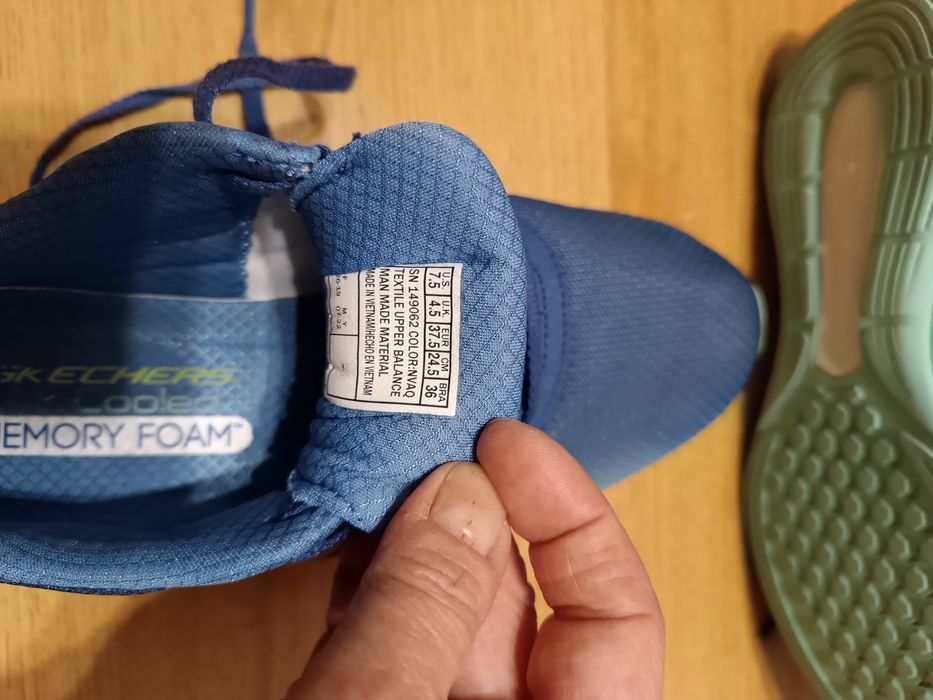 Жіночі кросівки Skechers, NIKE р.38, 40