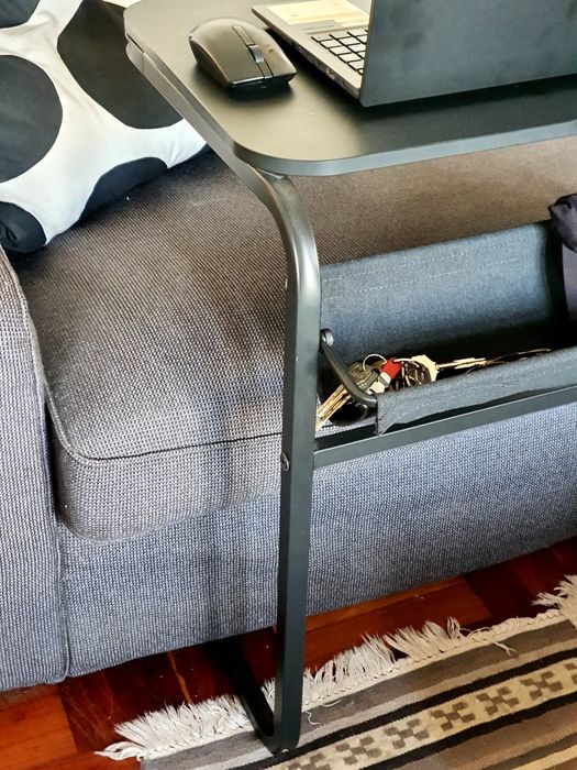 Mesa de apoio OLSERÖD IKEA.
Nova, sem uso.