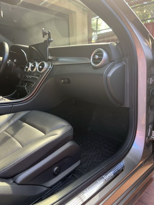 Авто Mercedes Benz   C300 AMG