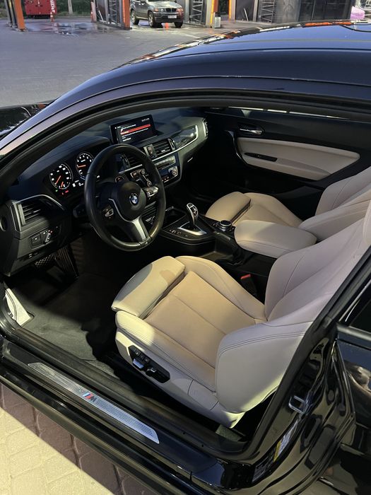 Продам BMW 230 2019