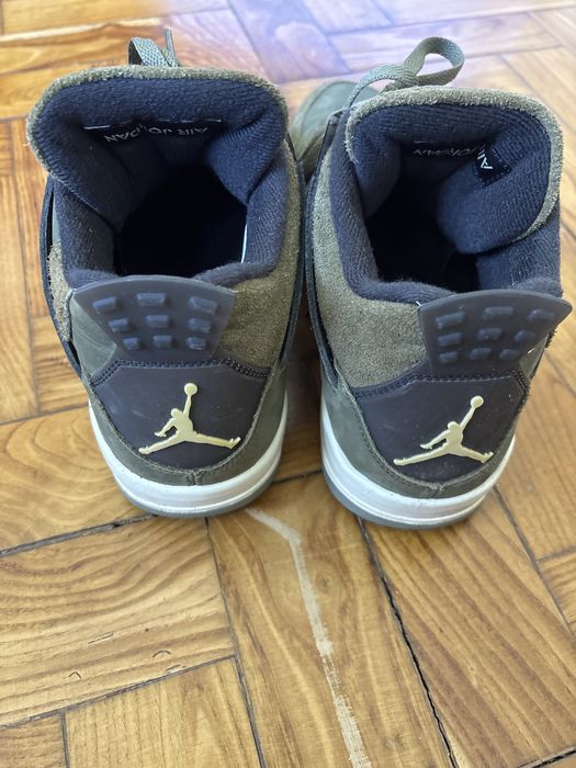 Jordan 4 olive EU44.5