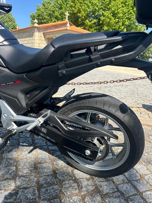 Honda NC750X ABS | 2017 | 17.056 km | Estado Impecável