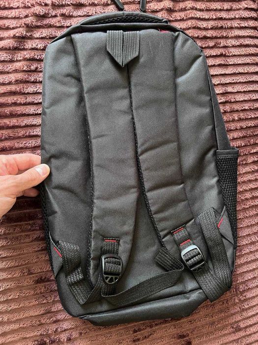 Компактний рюкзак sling bag з USB виходом