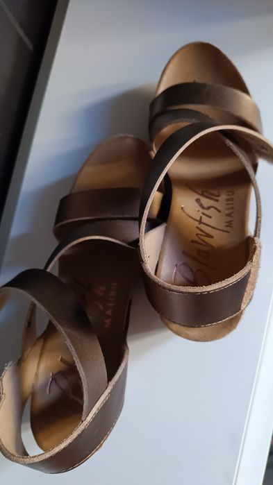 Sandálias número 39