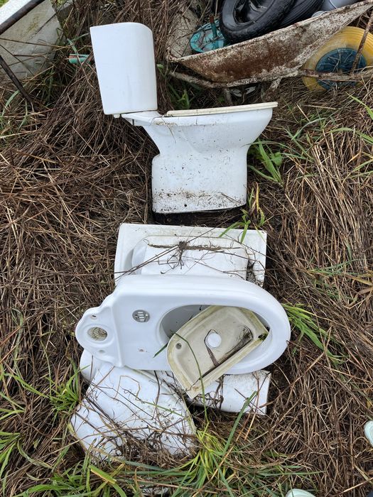 Sanita + bidé + lavatorio Valadares