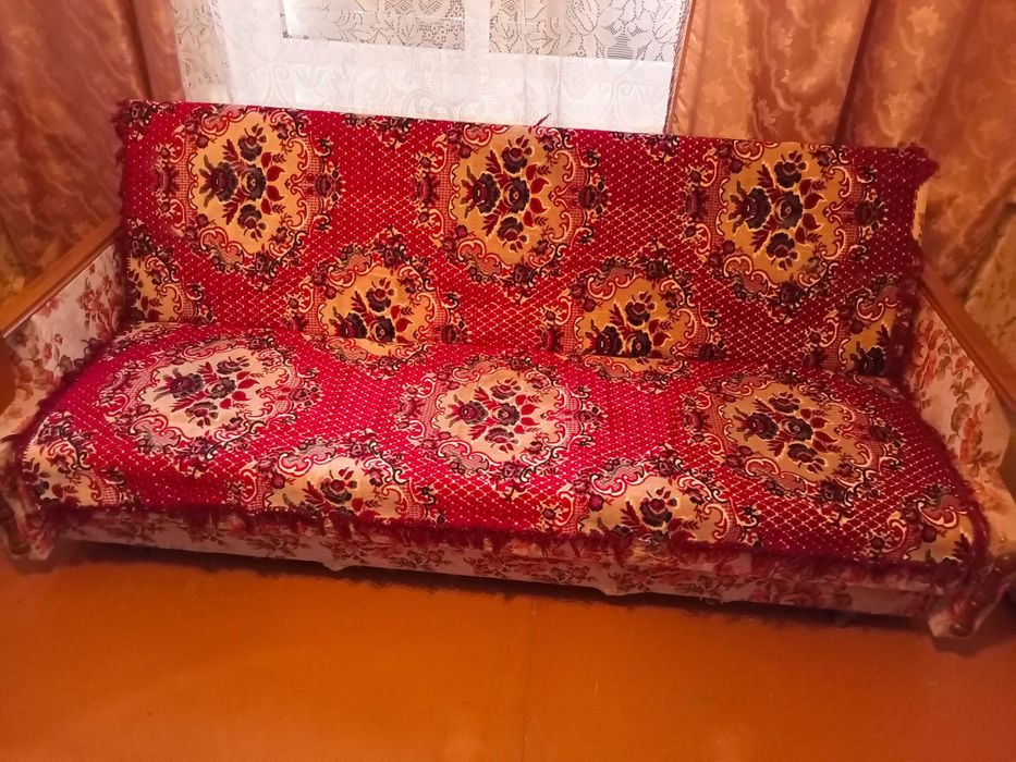 Продам кровать, шкаф, диван,кресла