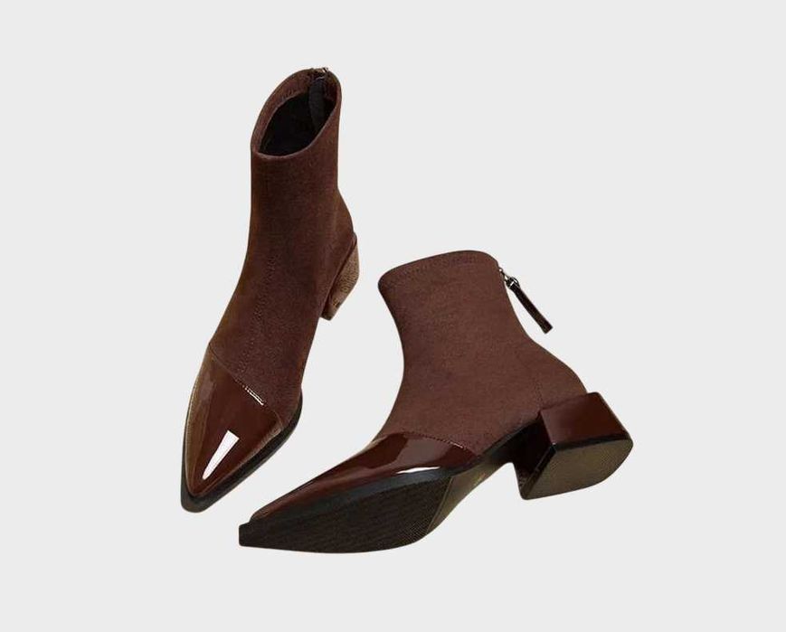 Елегантні коричневі ботильйони на невисокому квадратному підборі