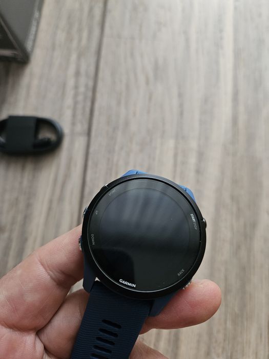 Garmin Forerunner 255 music