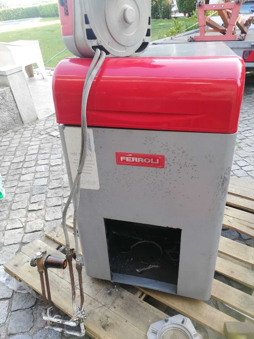 Caldeira Ferroli gasóleo