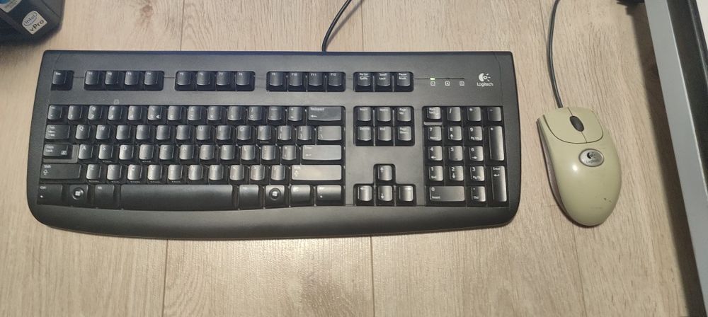 Zestaw Komputerowy Fujitsu