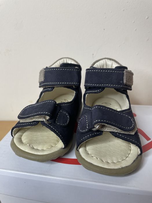 Sandałki chłopięce