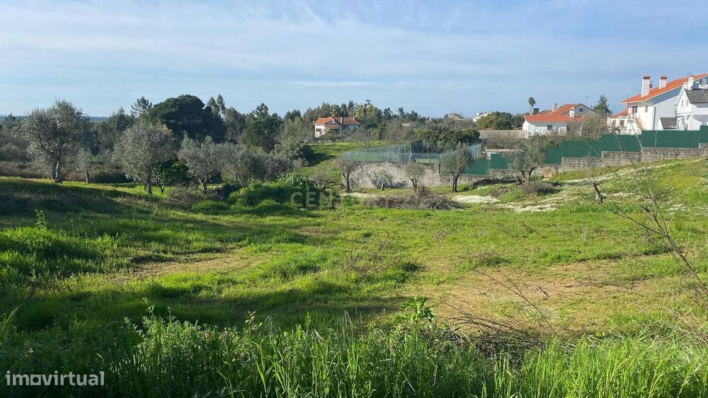Terreno para construção – a 15 minutos de Tomar e do Entroncamento (Li