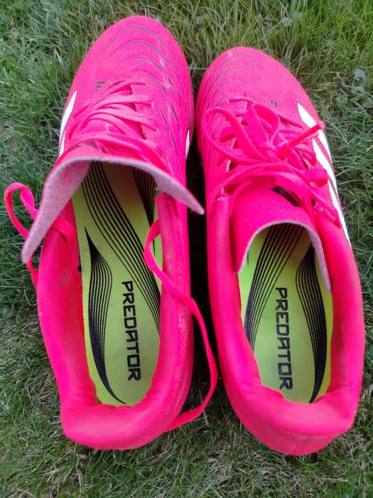 Korki Adidas ( Protector) orginał rozm. 42