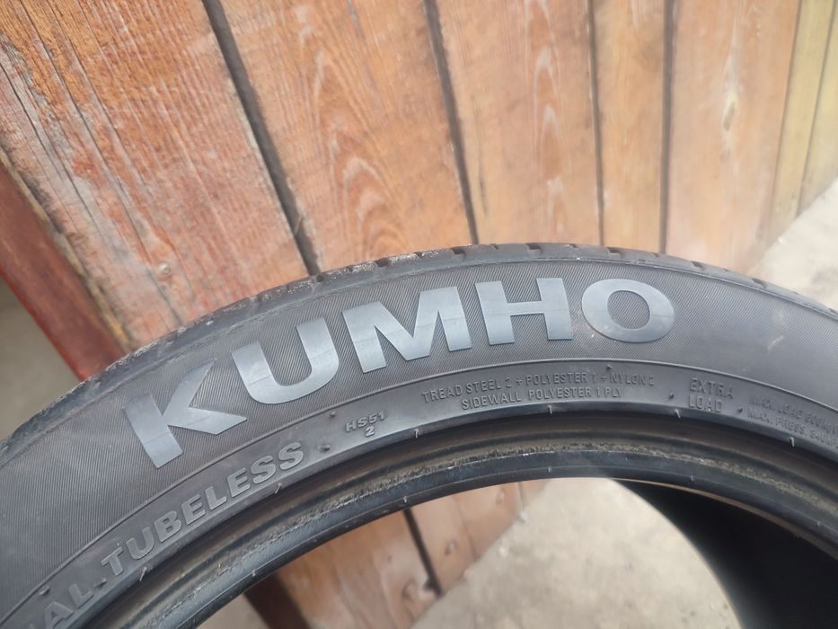 Dwie opony Kumho Ecesta Hs51 215/45/16 90V XL